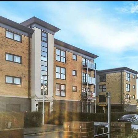 Stylish Station Apartment In Rochester With Free Parking Wainscot Εξωτερικό φωτογραφία
